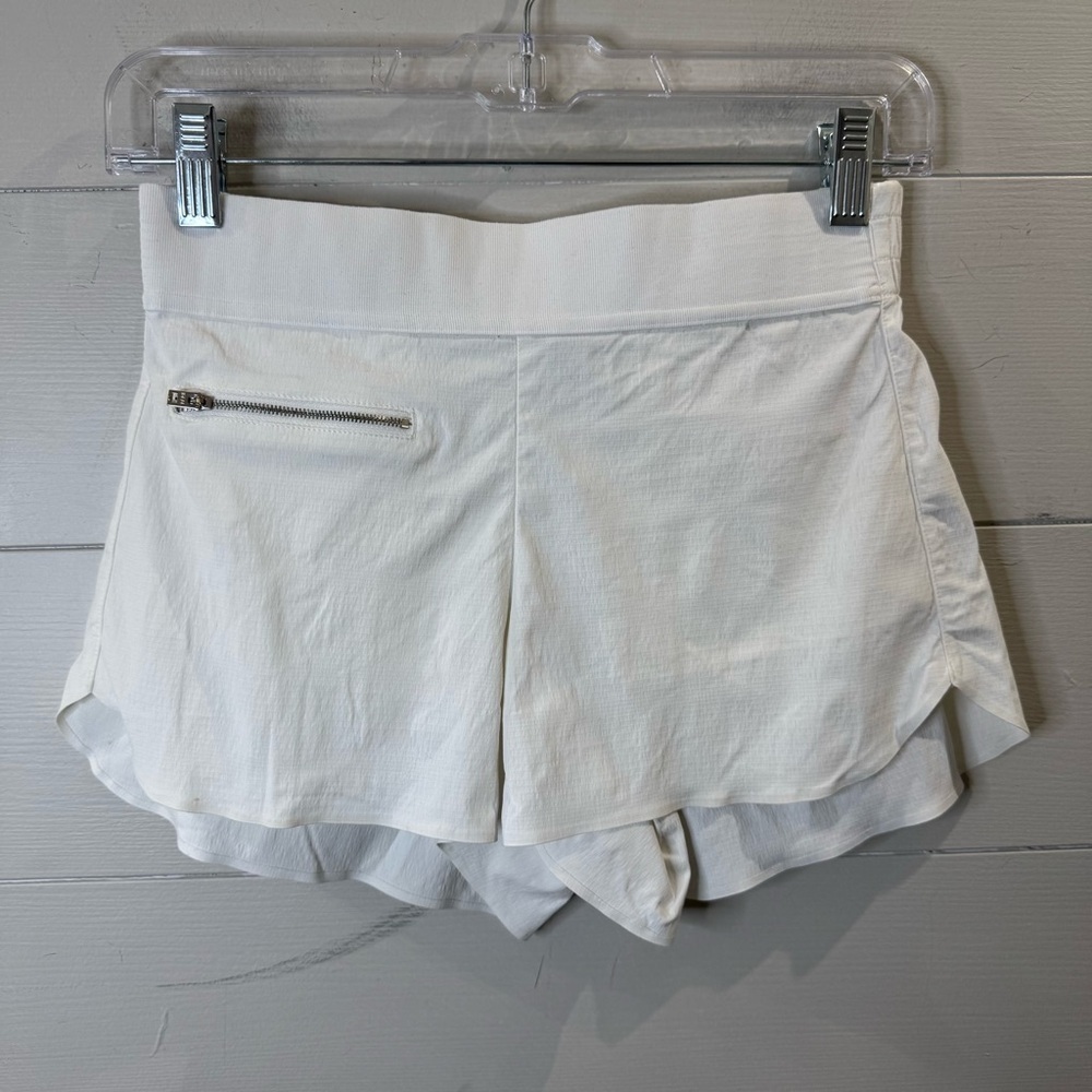 Athleta | Women's Pull On Stretch Mod Trekkie Nylon Blend Shorts Size 0